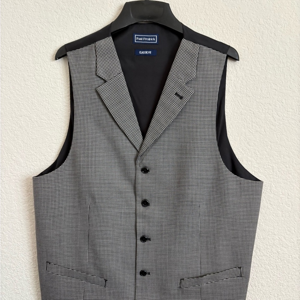 Paul Fredrick Gray Checkered Men's Vest